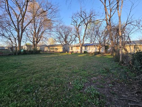 1869 S Armstrong Ave, Bartlesville, OK, 74003-6123 | Card Image