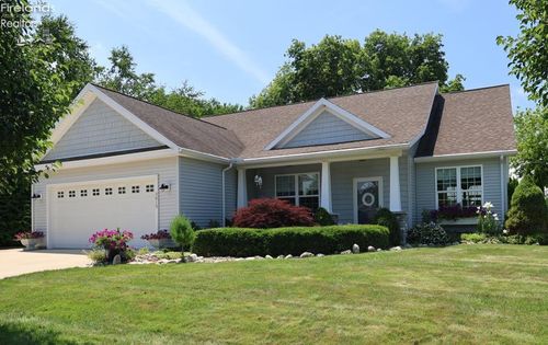3015 Bayfield Dr, Huron, OH, 44839-3200 | Card Image
