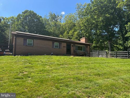 15300 Nottingham Dr, Manassas, VA, 20112-4004 | Card Image