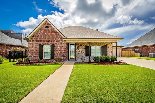 257 Inglewood Way, Houma, LA, 70360-3215 | Card Image