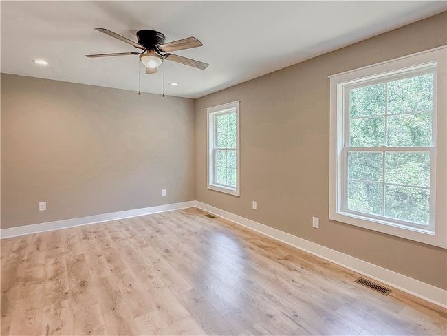 320 Code Cir, House other with 3 bedrooms, 2 bathrooms and null parking in Seneca SC | Image 16