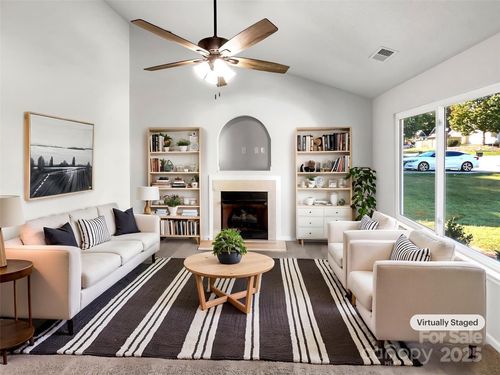 5117 Park Place Dr, Dallas, NC, 28034-1577 | Card Image