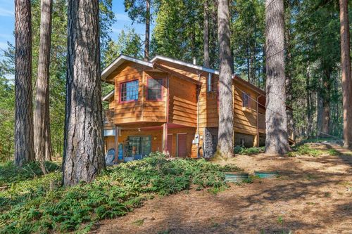 13052 Wood Rose Way, Grass Valley, CA, 95945-9329 | Card Image