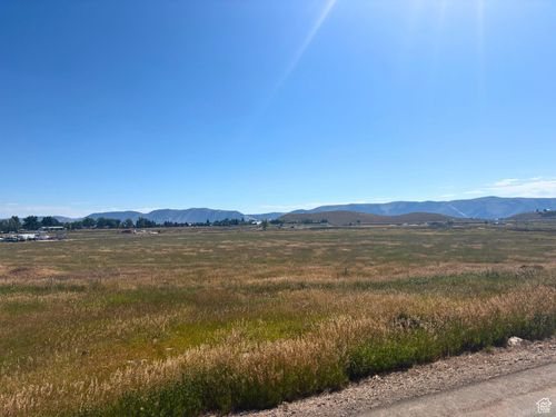 22-2513 S Country Dr, Garden City, UT, 84028 | Card Image