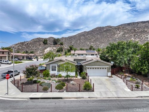 23408 Via Solana, Moreno Valley, CA, 92557 | Card Image