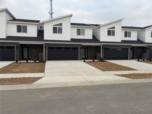 470 Azurite Rd, Centerton, AR, 72719-5139 | Card Image