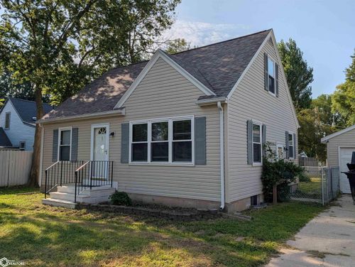 1 Rainbow Dr, Humboldt, IA, 50548-1136 | Card Image