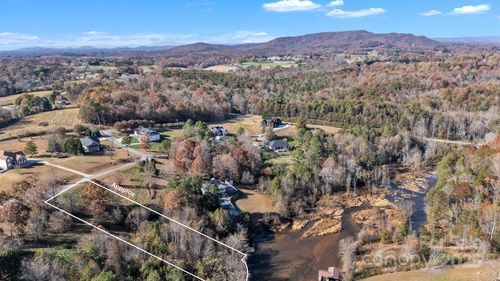 11-114 Franklin Ln, Taylorsville, NC, 28681-4126 | Card Image