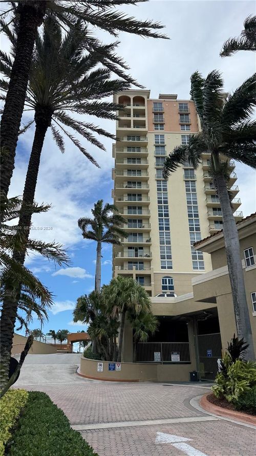 905-2080 S Ocean Dr, Hallandale Beach, FL, 33009-6677 | Card Image