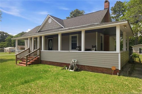 423 E Edinborough Ave, Raeford, NC, 28376-2949 | Card Image