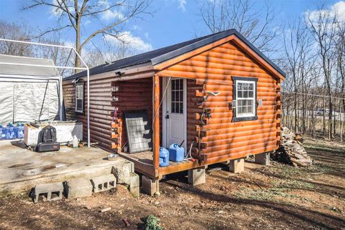 576 Rocky Hill Hays Rd, Smiths Grove, KY, 42171-9125 | Card Image