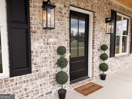 9 Honeysuckle Dr, Claxton, GA, 30417-7364 | Card Image