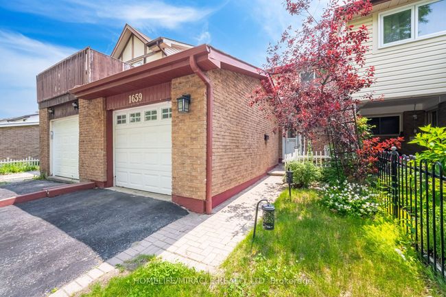 1659 Dreyber Crt, House attached with 4 bedrooms, 4 bathrooms and 1 parking in Pickering ON | Image 4