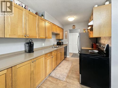 302-371 Ellesmere Ave, Burnaby, BC, V5B3T1 | Card Image