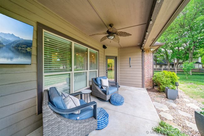 6922 Hackberry Rdg, House other with 5 bedrooms, 5 bathrooms and null parking in Owasso OK | Image 59