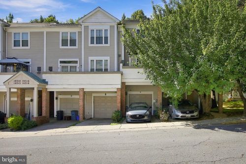 10320 Royal Woods Ct, GAITHERSBURG, MD, 20886-1028 | Card Image
