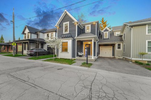 17 George St, Markham, ON, L3P2R8 | Card Image