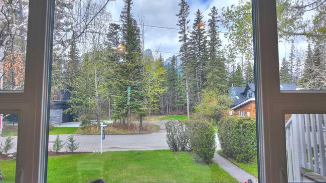1001 9 Avenue, House other with 4 bedrooms, 2 bathrooms and 4 parking in Canmore AB | Image 10