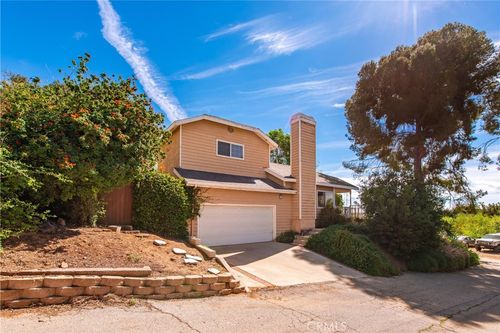 9132 Grundy Ln, Chatsworth, CA, 91311 | Card Image