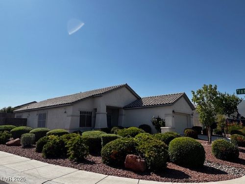 2699 Thornview St, Las Vegas, NV, 89135-1724 | Card Image