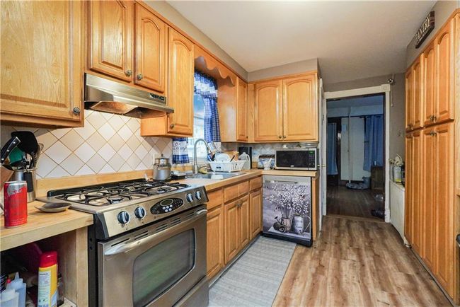 202 Watchogue Rd, House other with 3 bedrooms, 2 bathrooms and null parking in Staten Island NY | Image 12