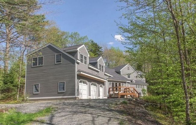 100 Mowing Way, House other with 5 bedrooms, 2 bathrooms and null parking in Wilmington VT | Image 3