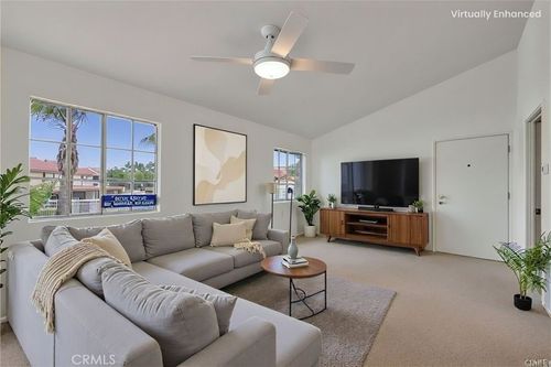 23301 La Crescenta, Mission Viejo, CA, 92691-6839 | Card Image