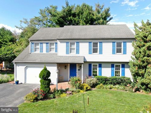 30 Charles Pl, Brownstown, PA, 17508-5049 | Card Image