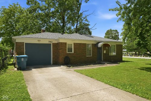 740 1st Ave, Carmel, IN, 46032-1326 | Card Image