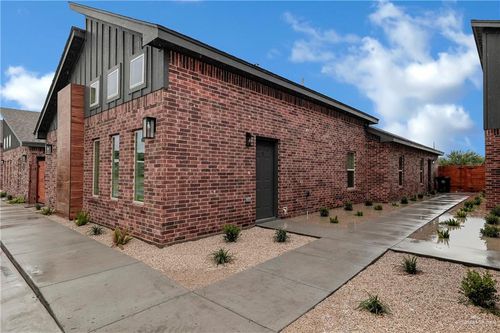 2-905 Hidden Hills St, Mission, TX, 78572 | Card Image