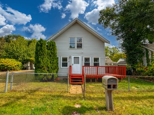 2329 Fordham St, Keego Harbor, MI, 48320-1411 | Card Image