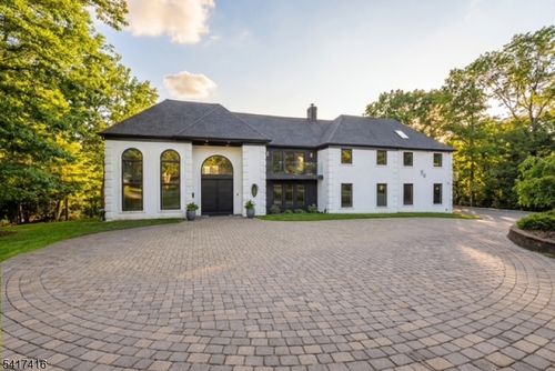 84 Shrewsbury Dr, Livingston, NJ, 07039-3403 | Card Image