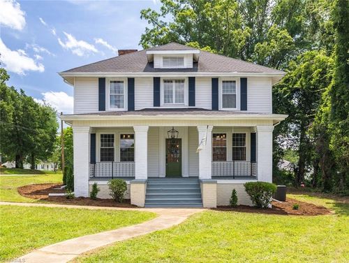 802 Clarkway Ave, Eden, NC, 27288-2416 | Card Image