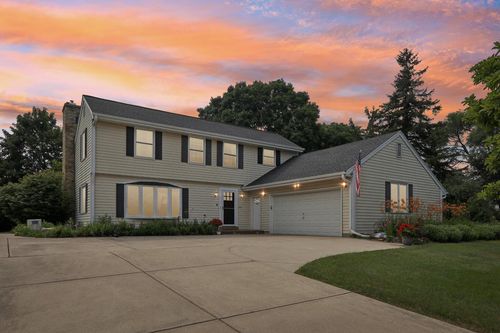 3835 Fresno Road, Brookfield, WI, 53045 | Card Image