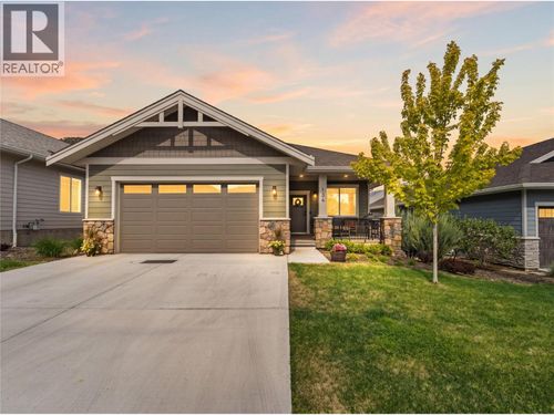 134-200 Grand Blvd, Kamloops, BC, V2C0H3 | Card Image
