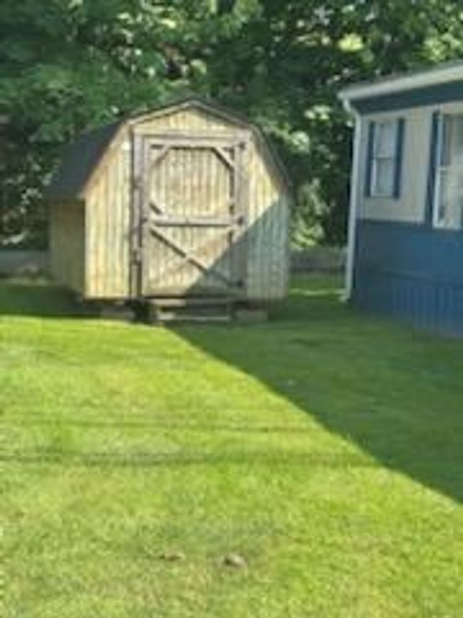 24894 Us Highway 19, House other with 2 bedrooms, 2 bathrooms and null parking in Cedar Bluff VA | Image 26