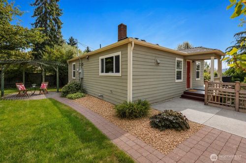 12025 56th Place S, Seattle, WA, 98178 | Card Image