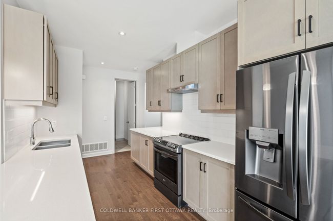 945 Islington Way, House other with 4 bedrooms, 4 bathrooms and 4 parking in Ottawa ON | Image 14