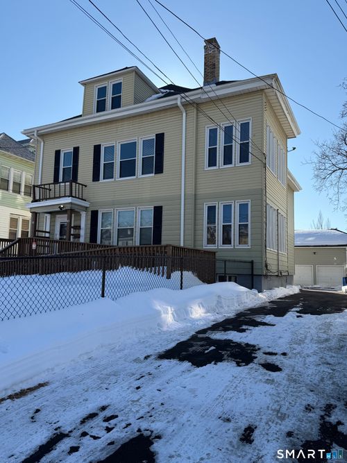 41-43 Hebron St, Hartford, CT, 06112 | Card Image