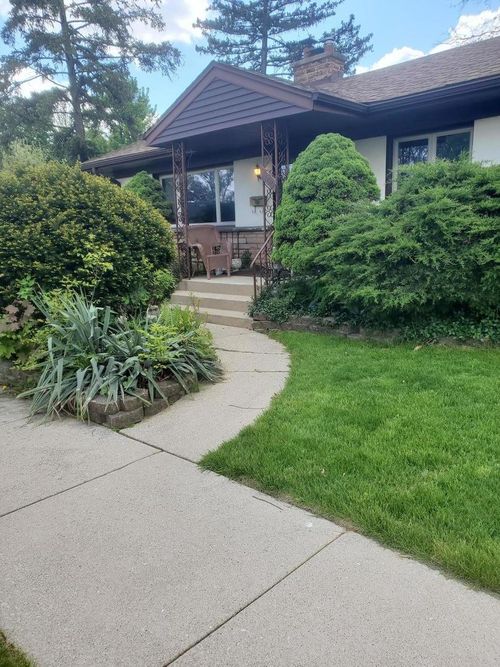 1400 Park Ridge Blvd, Park Ridge, IL, 60068-5042 | Card Image