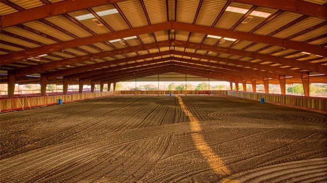 View of horse barn | Image 10