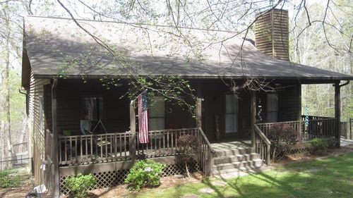 102 Treanor Dr Ne, Milledgeville, GA, 31061-9545 | Card Image