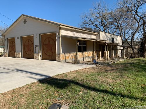 1080 Guadalupe Rd, New Braunfels, TX, 78132-2177 | Card Image