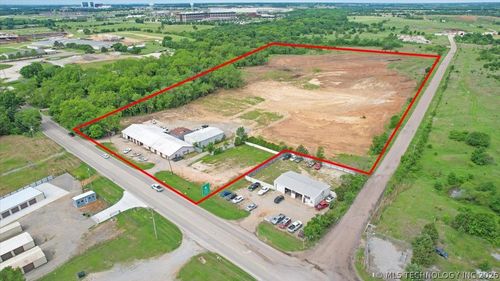 1405 S 9th Street, Durant, OK, 74701 | Card Image