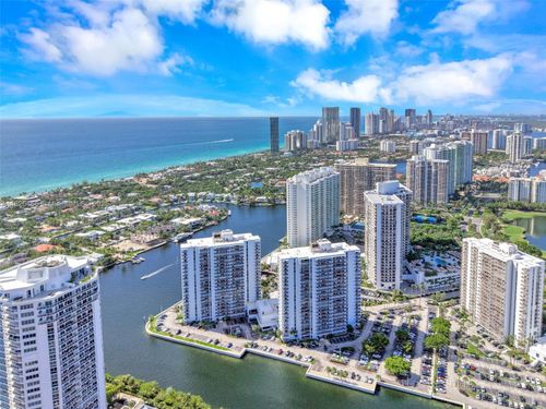 apt-2039-20505 E Country Club Dr, Aventura, FL, 33180-3041 | Card Image