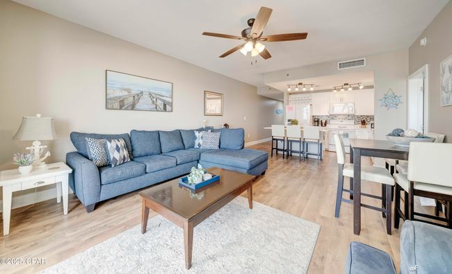 1211 - 9860 S Thomas Dr, Condo with 3 bedrooms, 2 bathrooms and null parking in Panama City Beach FL | Image 8