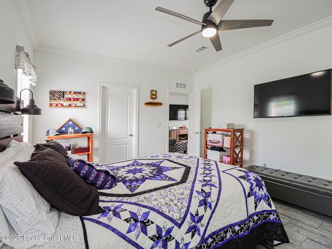 623 Hyacinth Cir, House other with 3 bedrooms, 2 bathrooms and null parking in Barefoot Bay FL | Image 28