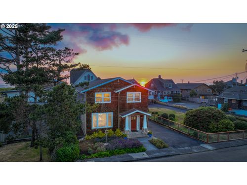 1164 Beach Dr, Seaside, OR, 97138-5406 | Card Image