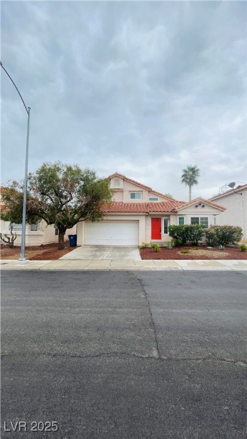 8717 Autumn Wreath Ave, Las Vegas, NV, 89129-7654 | Card Image