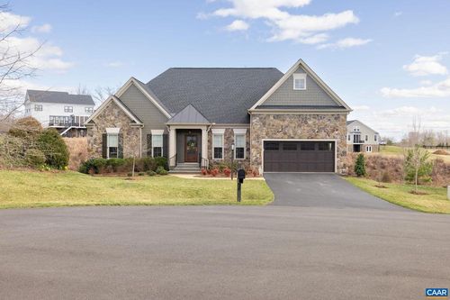 431 Fenton Ct, KESWICK, VA, 22947-9218 | Card Image